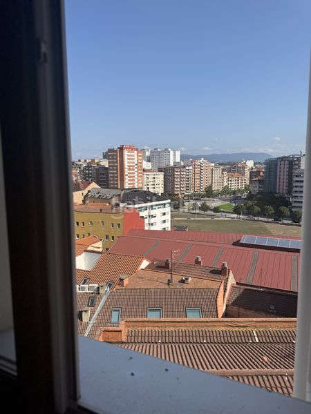 Foto 7f89d4ec-0382-4e78-be73-e9e498c9f1d8. Flat in Centro Gijón