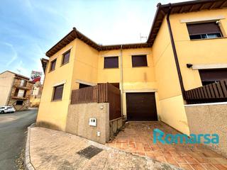 Casa  Manso. Fantstico chalet en la colilla