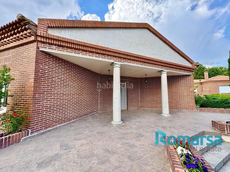 Foto c15dc22f-ccac-4af0-b83b-b70441607df3. Maison avec chauffage parking piscine dans Cuatro Postes Ávila