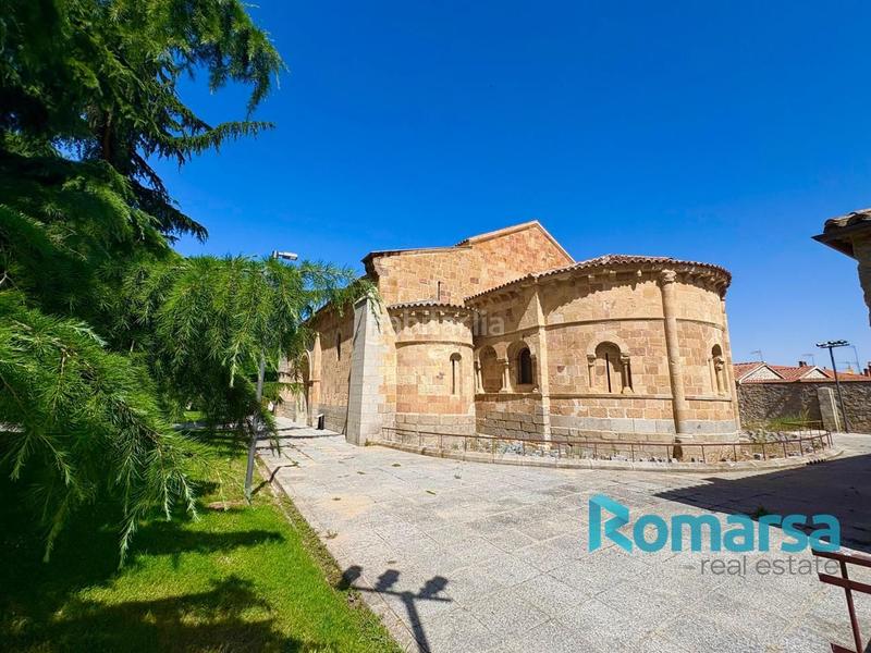 Foto 34da4afe-740b-418a-bca1-f06cf6a74d2f. Casa a schiera con riscaldamento parcheggio in La Encarnación Ávila