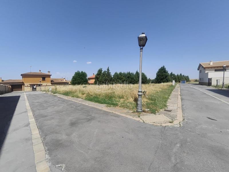 Foto ee53f6fe-a022-4370-bd38-0278585e0191. Terreno residencial en Área Rural Segovia