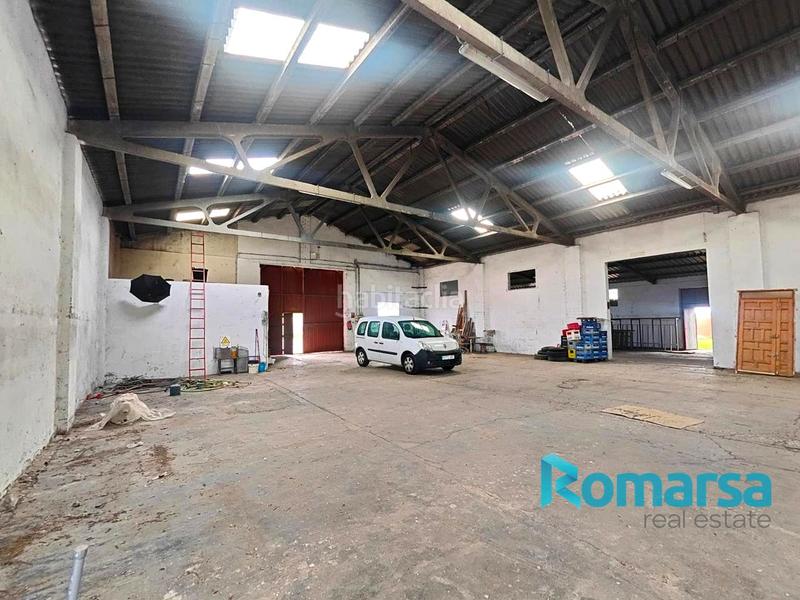 Foto 98e4821d-c8fe-4e57-b021-552ee1835431. Nave industrial en Sangarcía