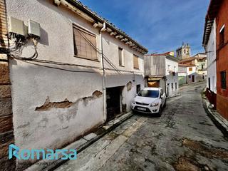 Casa adossada  La nava