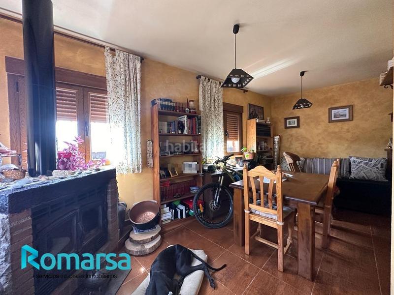 Foto 4d561b12-46a9-4796-9afb-65d9c7d0b1b7. Casa amb calefacció a Grandes y San Martín