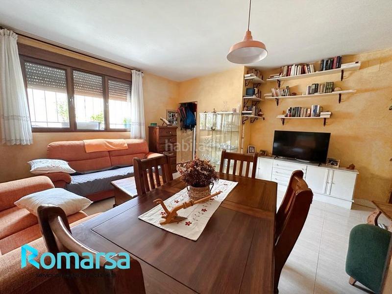 Foto 99f5d159-218c-427e-b44c-7f436f2f3d2a. Casa amb calefacció a Grandes y San Martín