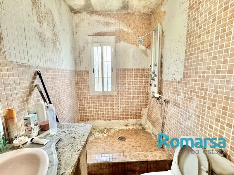 Foto 710fe0e1-9591-41e3-ad36-2b3323338d68. Casa amb calefacció aparcament piscina a Navahondilla