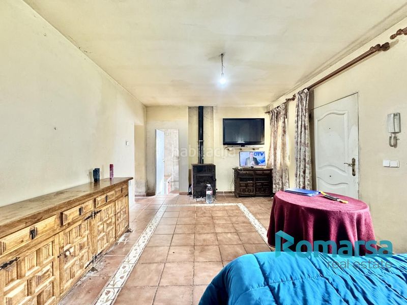 Foto aeb849db-ac81-44c6-8916-666c4f175af6. Casa amb calefacció aparcament piscina a Navahondilla