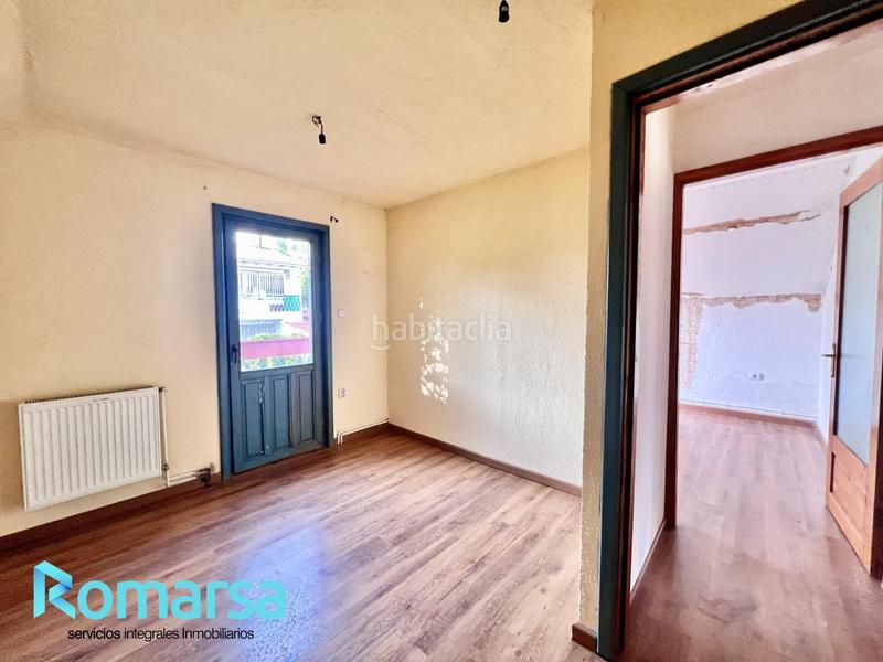 Foto f5557b0a-137d-4d94-bc51-a63d0d79cf8f. Casa con riscaldamento in Herradón de Pinares