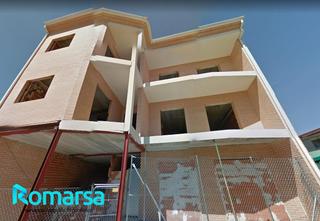 Edificio  Peralera. Venta de edificio calle peralera n8 el tiemblo, ávila