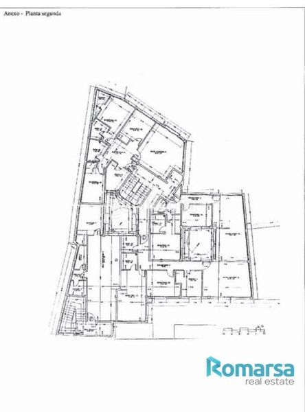 Foto b361e209-114a-4d3b-bf5f-ef6a2b333761. Edificio in Arenas de San Pedro