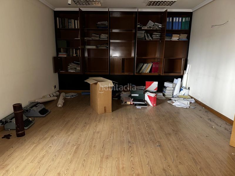 Foto 53ea7acc-c129-4d5f-b62d-f478cdcff516. Local comercial a Sur Ávila