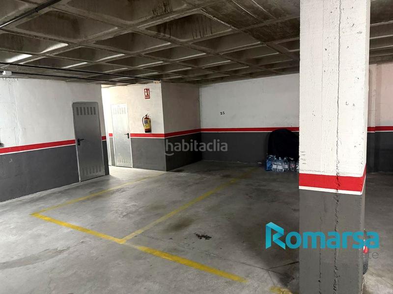 Foto 80a9d566-99be-4b58-9a99-030d62e9b444. Parking voiture dans Universidad Ávila