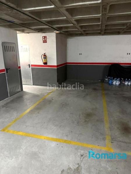 Foto b869bc5f-a96b-4fe2-a50e-aa4a7b232274. Parking voiture dans Universidad Ávila