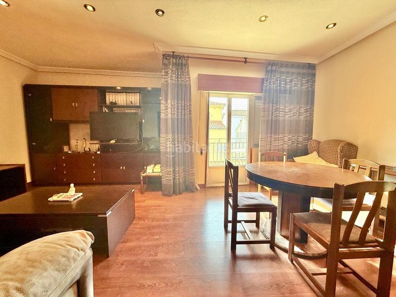 Foto adadf0d3-20a7-4208-b4f0-0dc77457ab9b. Flat with heating parking in Murallas Ávila