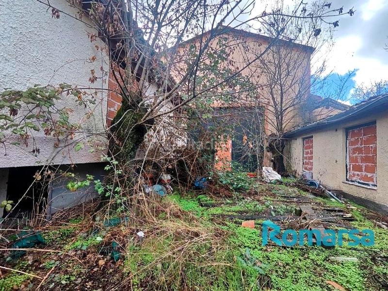 Foto 58d102f6-560e-4b12-ae6a-4a140cbbd932. Maison avec parking dans Navas de Riofrío