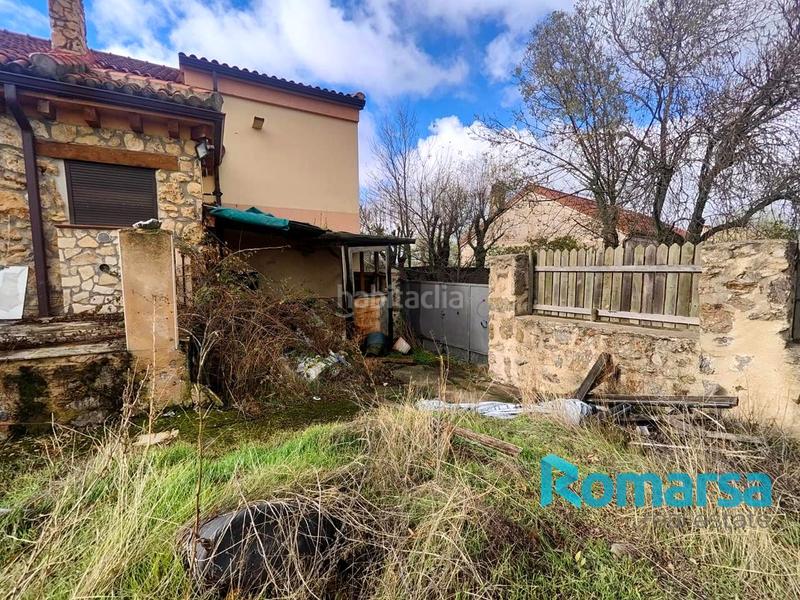 Foto e304feed-4ac9-485e-978c-83f66d699e49. Maison avec parking dans Navas de Riofrío