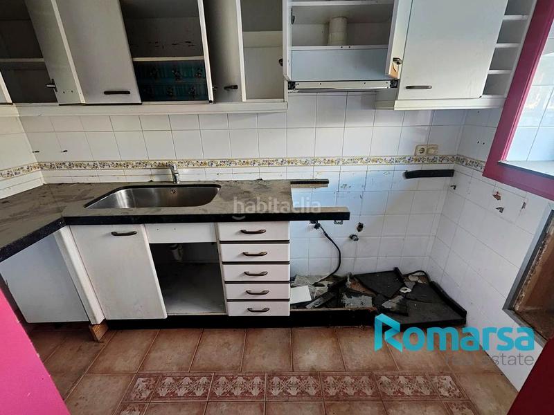 Foto ea8ed4d3-f561-4672-8386-240aee64e923. Maison avec parking dans Navas de Riofrío