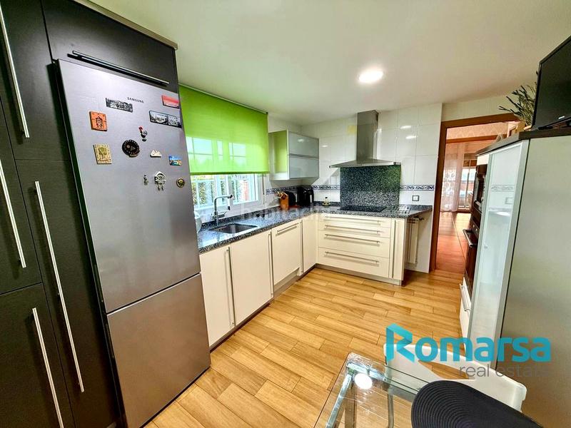 Foto 294bae86-71a5-4242-83f8-2850e4d14fc1. Casa adossada amb calefacció aparcament piscina a Ávila