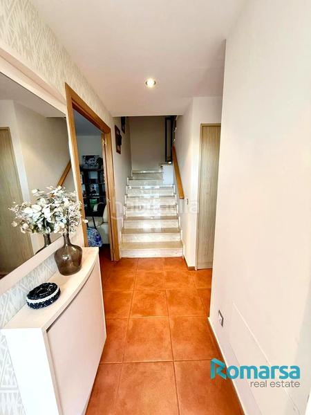 Foto 41d93774-2adb-4656-9ca4-2487310b96af. Casa adossada amb calefacció aparcament piscina a Ávila