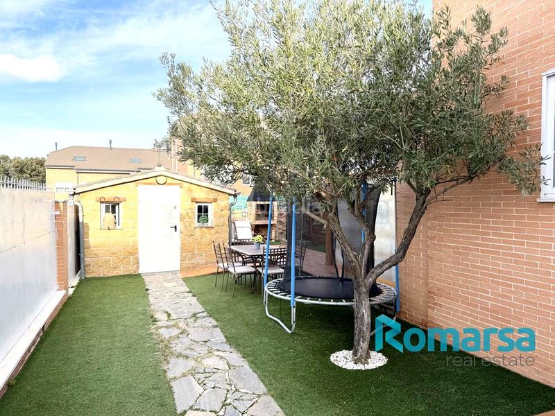 Foto 679bf1eb-ccbc-4674-927b-64df75195a40. Casa adossada amb calefacció aparcament piscina a Ávila