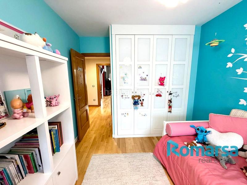 Foto 7ae74cfb-ff43-41ea-a645-efb6552b8128. Casa adossada amb calefacció aparcament piscina a Ávila