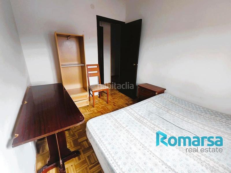 Foto e358ceae-afc2-4823-b17a-00f908a9f19f. Flat with heating in El Carmen Segovia