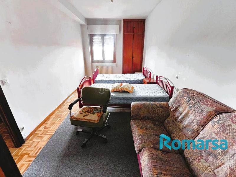 Foto fa610bd7-7d49-4b21-aa90-16667f788bb3. Flat with heating in El Carmen Segovia