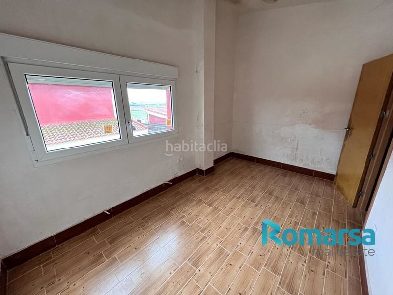 Foto 4f8a0f89-ef6b-4ecb-94a0-d1a653c4fcaa. Casa amb aparcament a Sanchidrián