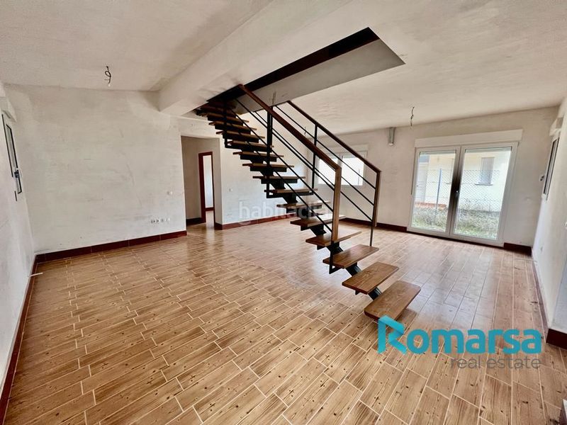 Foto ea36a403-868e-46a2-9eff-f6dd7c596c08. Casa amb aparcament a Sanchidrián