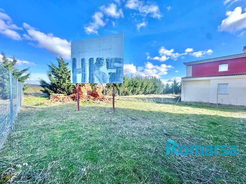 Foto 8519aa7f-eb60-4b42-9ad6-1645bc0fb56c. Casa en Sanchidrián