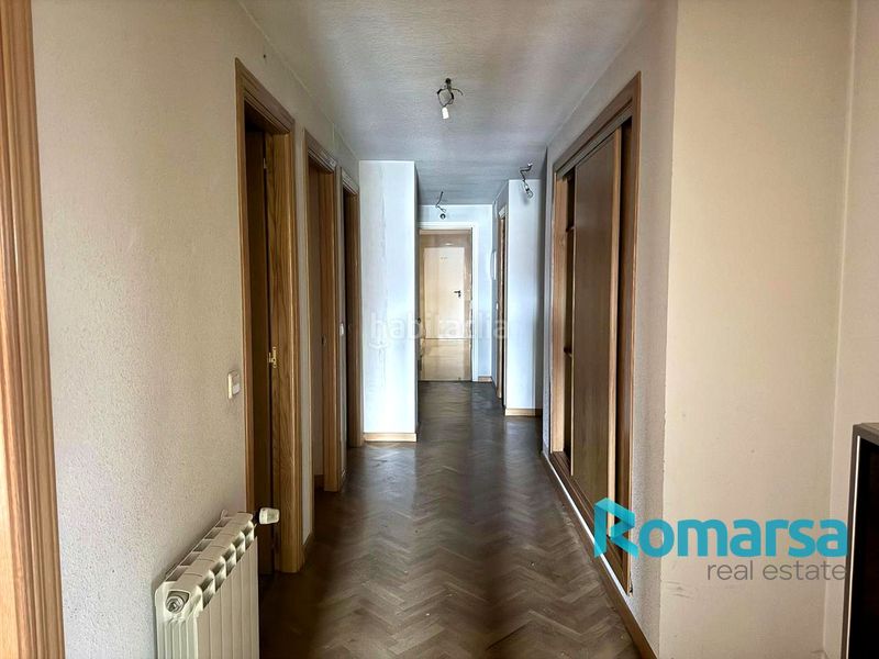 Foto 4cd86a74-673f-4e61-b657-8abe8e46b640. Planta baixa amb calefacció a Navas del Marqués (Las)