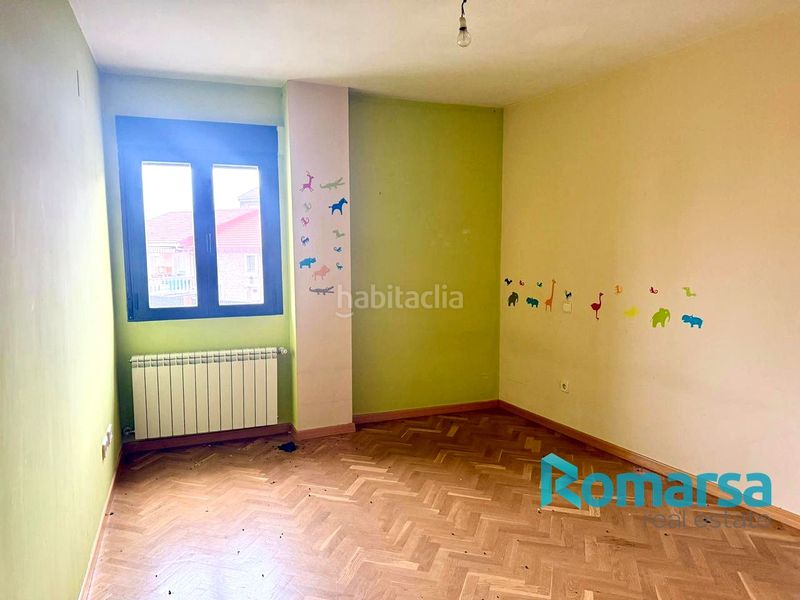 Foto fd0a07ee-40a9-4065-835e-6e89075d05d0. Planta baixa amb calefacció a Navas del Marqués (Las)