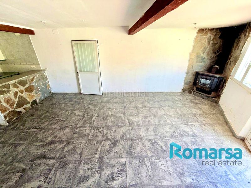 Foto 4c155840-91f4-49c6-9265-eeeec81d926c. Casa amb aparcament a Adanero