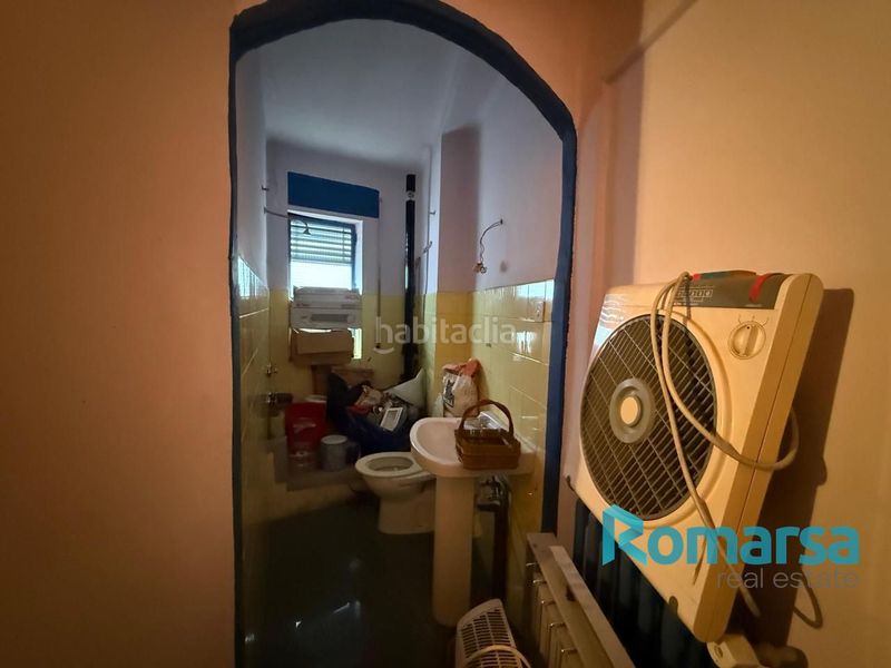 Foto ca4f7e9a-4be0-46b4-a9d5-425bd1c14ec5. Edificio  piso local comericialgaraje en Ávila