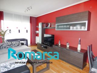 Planta baixa a Universidad