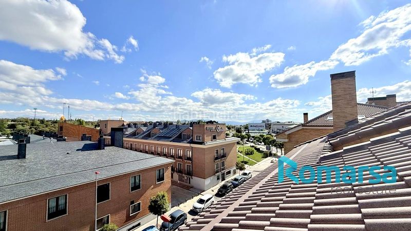 Foto e0c81293-cdec-4e2a-bdab-8d4d036548cc. Dúplex amb calefacció aparcament piscina a Hervencias Altas - El Pinar Ávila