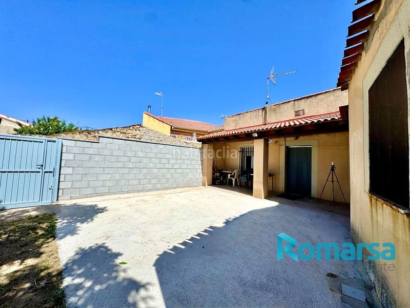 Foto 08c2e568-ee30-45ed-b615-4ee5793f46b6. Casa amb calefacció aparcament a Mingorría