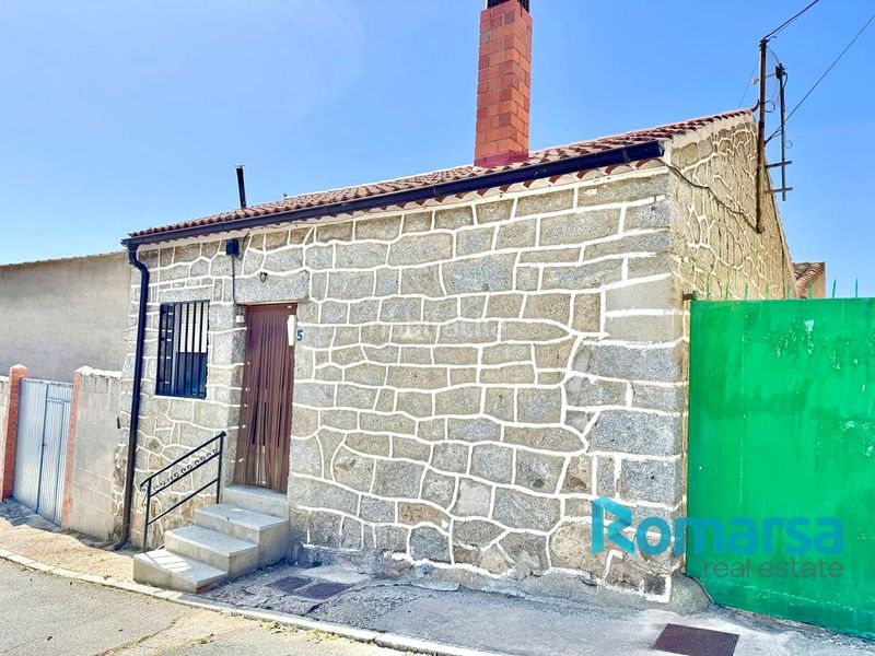 Foto 3d91f2dd-ba71-4fe5-8bf5-9c403f2c365d. Casa amb calefacció aparcament a Mingorría