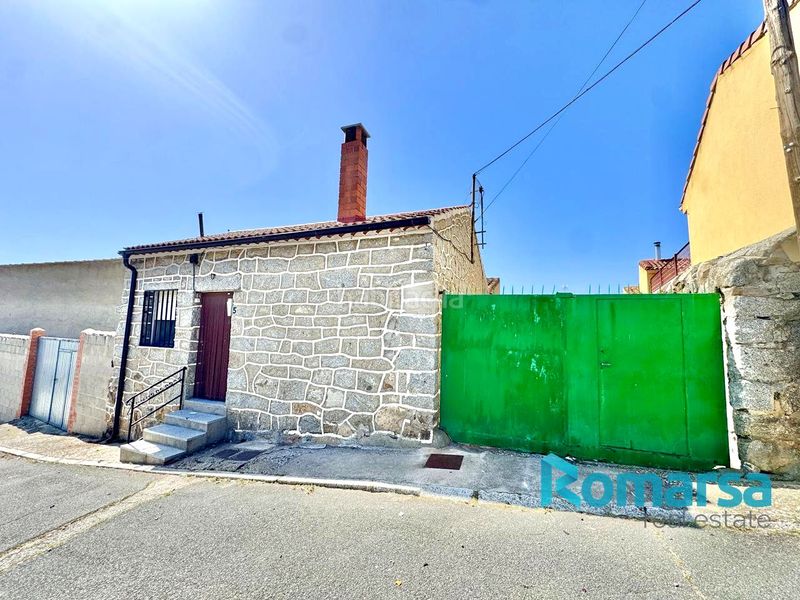 Foto c745ec48-9d0d-4618-a24b-2aa5bd90622b. Casa amb calefacció aparcament a Mingorría