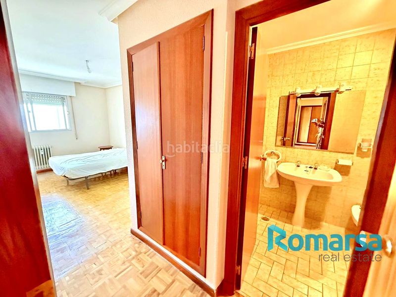 Foto cf5d6a4b-6bc4-4104-9ae4-aa346c0e3945. Pis amb calefacció aparcament a Santo Tomás Ávila