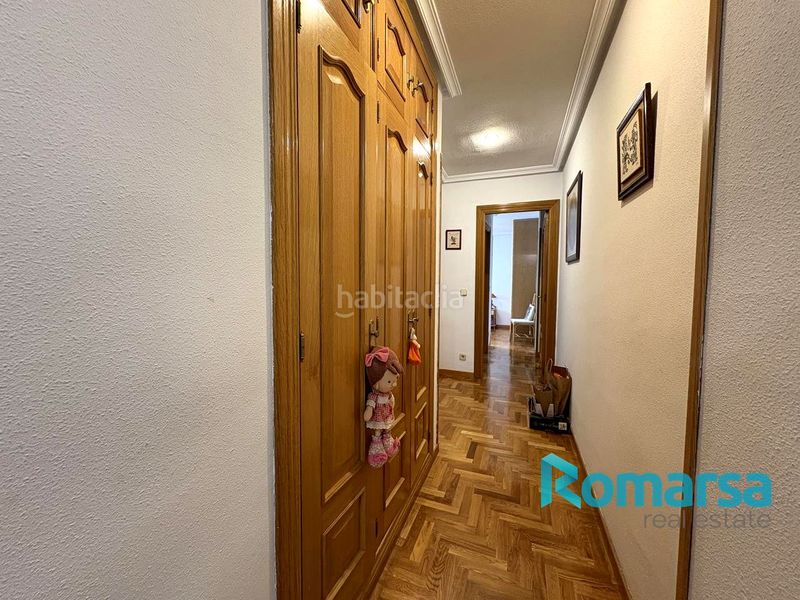 Foto b7d5f1de-7944-4087-9184-a2757722a41a. Pis amb calefacció aparcament a Santo Tomás Ávila