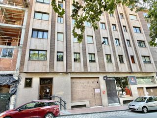 Local Comercial en Paseo San Roque