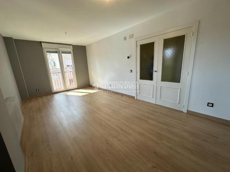 Foto bd248ec7-2279-48b5-b25d-9127635f49b6. Alquiler piso  en alquiler en Santa Marta de Tormes