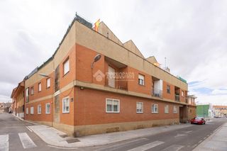 Pis  La estrella. Piso en venta en villares de la reina