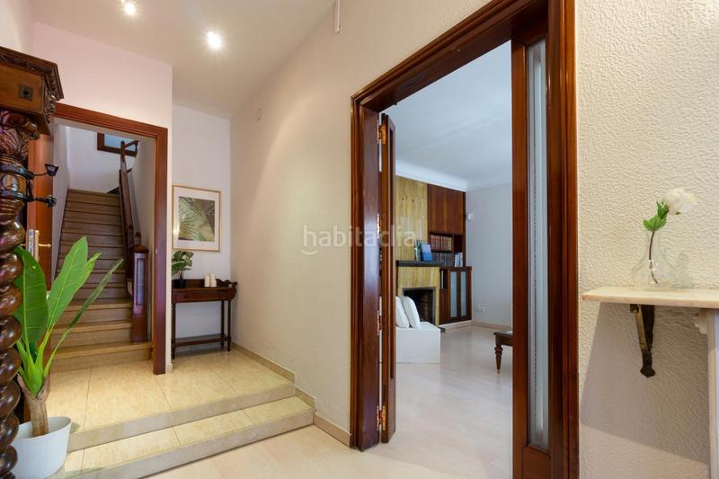 Foto 2f75d2f1-3de7-4029-9c7c-8beff4715168. Casa con riscaldamento parcheggio in Hostafrancs Sabadell