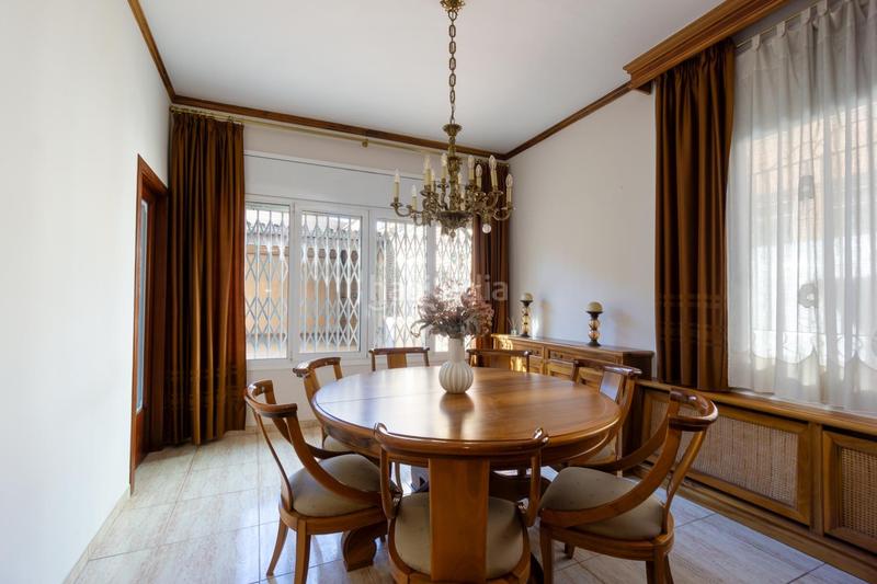 Foto 583a7467-0ed6-4165-b6f9-dd068d65a918. Casa con riscaldamento parcheggio in Hostafrancs Sabadell