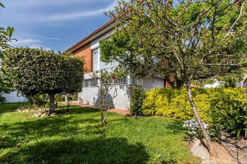 Foto 1fe54ccd-aa6a-4419-992e-d24da9dee7f0. Xalet a carrer john lennon de 57 a Castellarnau Sabadell