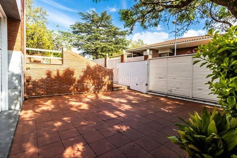 Foto 65dde79d-055b-4b96-9562-14c9c7200aa9. Xalet a carrer john lennon de 57 a Castellarnau Sabadell