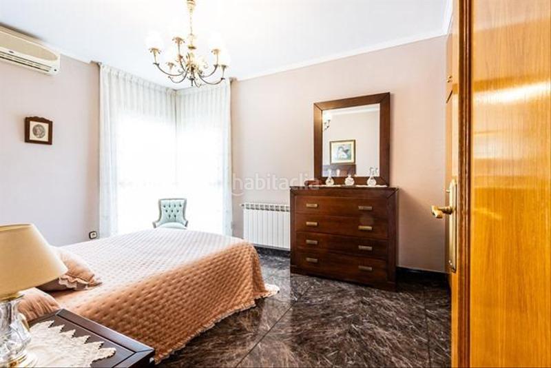 Foto 9a3fddc9-8c92-4c73-ac21-6320bab76232. Xalet a carrer john lennon de 57 a Castellarnau Sabadell