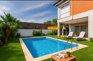 Xalet a Carrer john lennon de 57. Chalet en parcela de 606 m cantonero en castellarnau